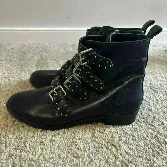 Vince Camuto Corvina Moto Biker Black Leather Bootie Studded Straps Size 7.5 - Picture 4 of 8